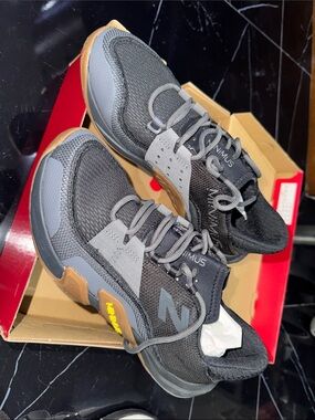 New Balance Men’s Black, Gray & Brown Sneakers